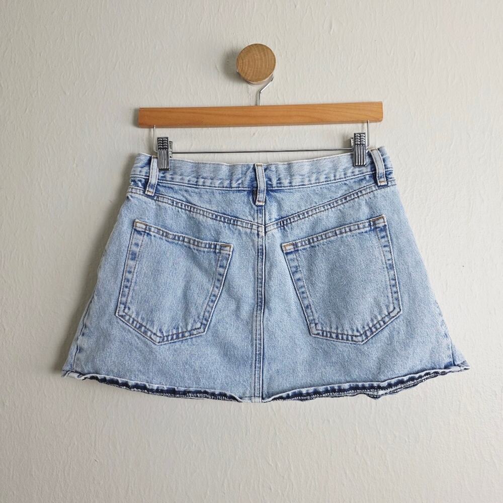 FRAME The Pleated Denim Mini Skirt in Outlaw Blue High End Luxury Jean Skirt 26 - Picture 10 of 16